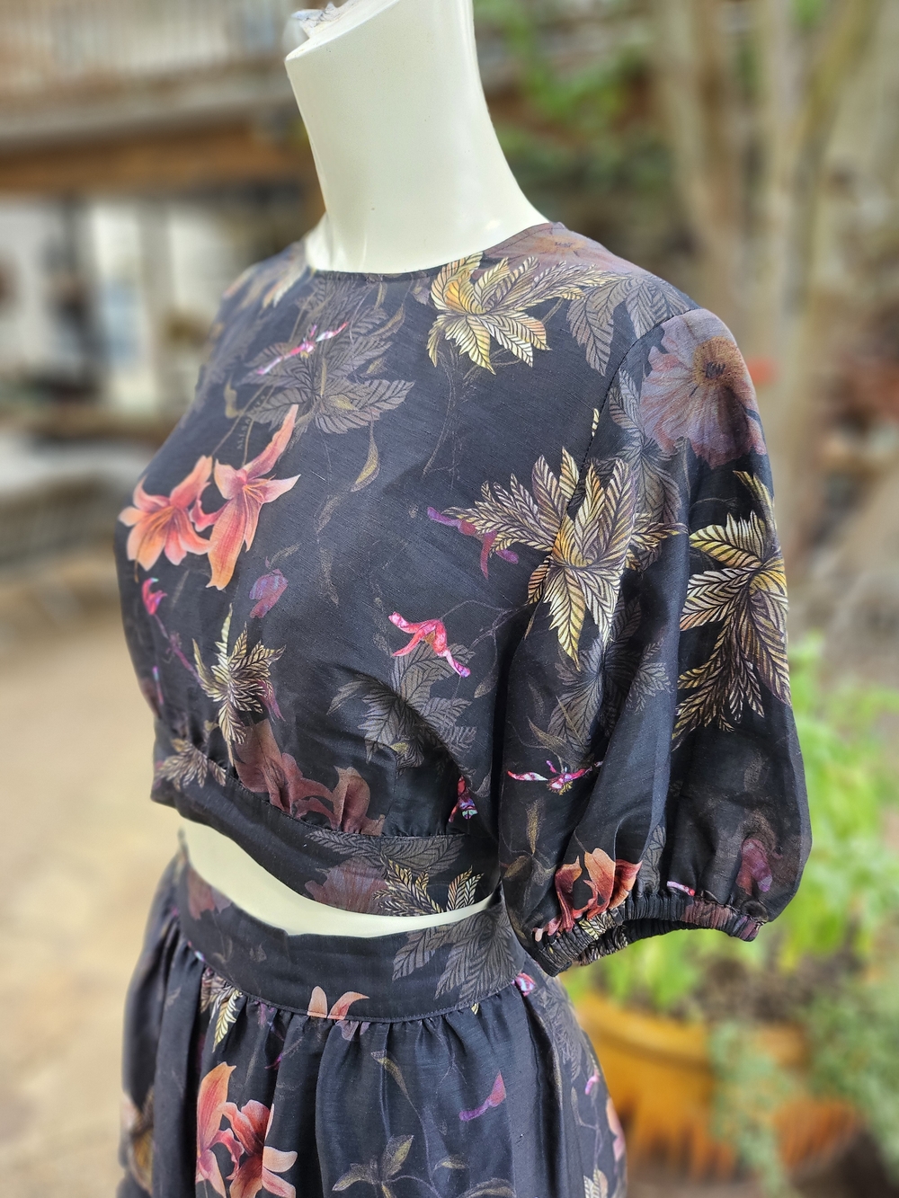 AllSaints Asta Viviana Black Silk Linen Blend Maxi Skirt (8) & Blouse (6) Set - Picture 10 of 16